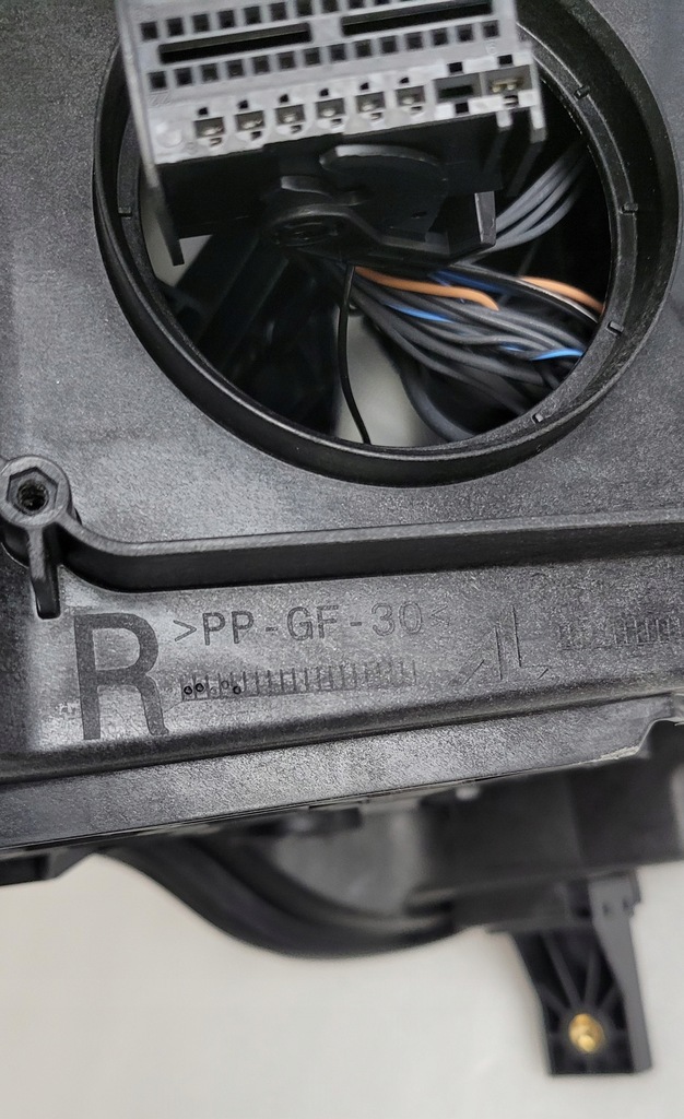 фото №15, Лампа права перед audi q8 e-tron 2018- full led 4ke941040d