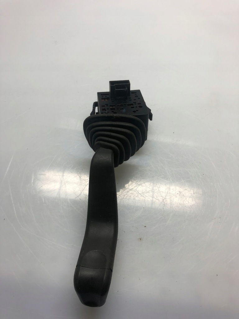 фото №1, Переключатель рычаг opel corsa