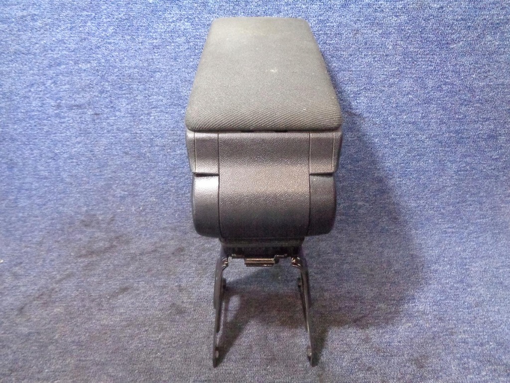 фото №7, Підлокітник alfa romeo 147 2000-2010r.