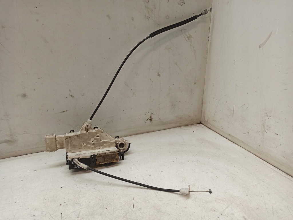 фото №10, Peugeot 407 04-11r замок левый перед 9681333380q