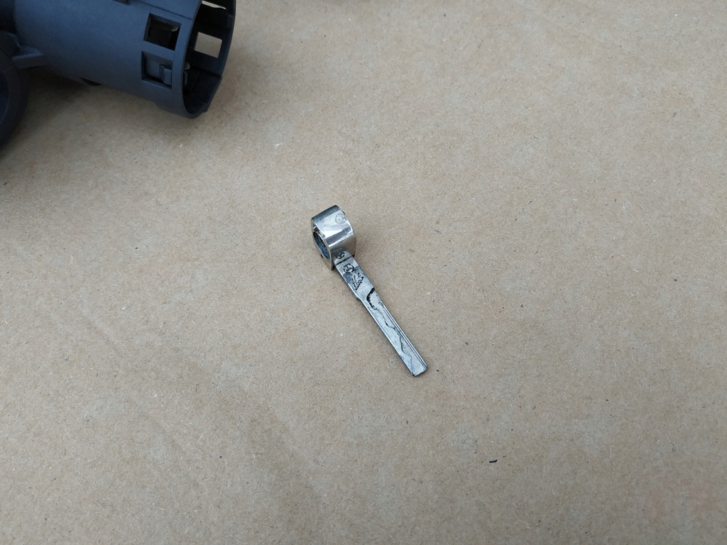 фото №8, Замок зажигания ключ mercedes a klasa w168 1.7 cdi a170 автоматическая коробка передач