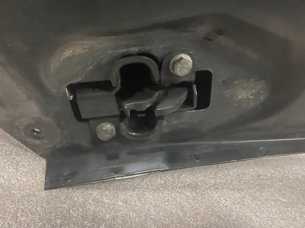 фото №4, Okular/mocowanie лампы правый/левый mercedes ml w164