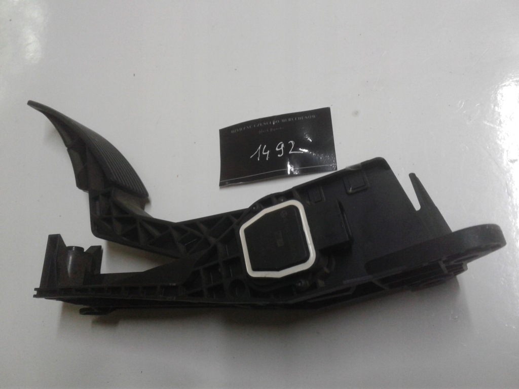 фото №1, Педаль газу mercedes-benz оригінальний номер 1643000004