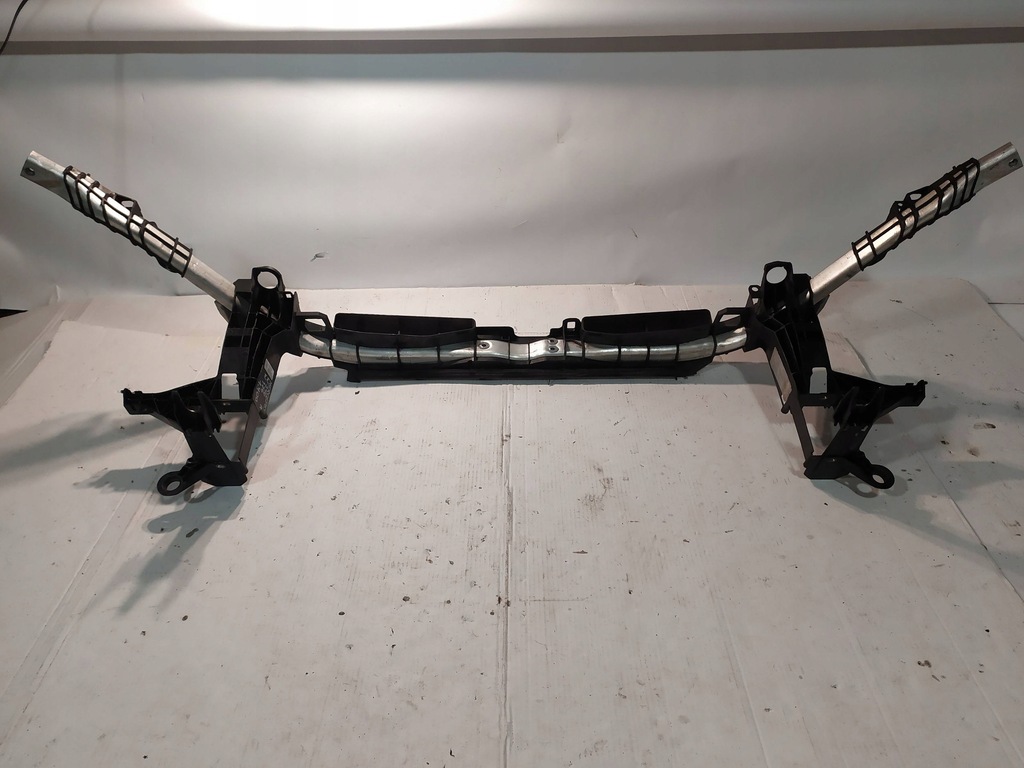 фото №10, Pas передній підсилювач mercedes w246 w176