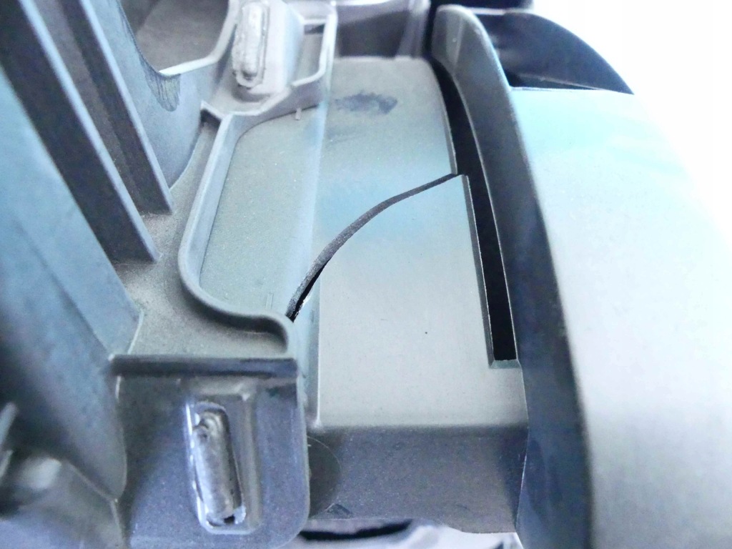 фото №9, Бардачок пасажира vw passat b8 europa