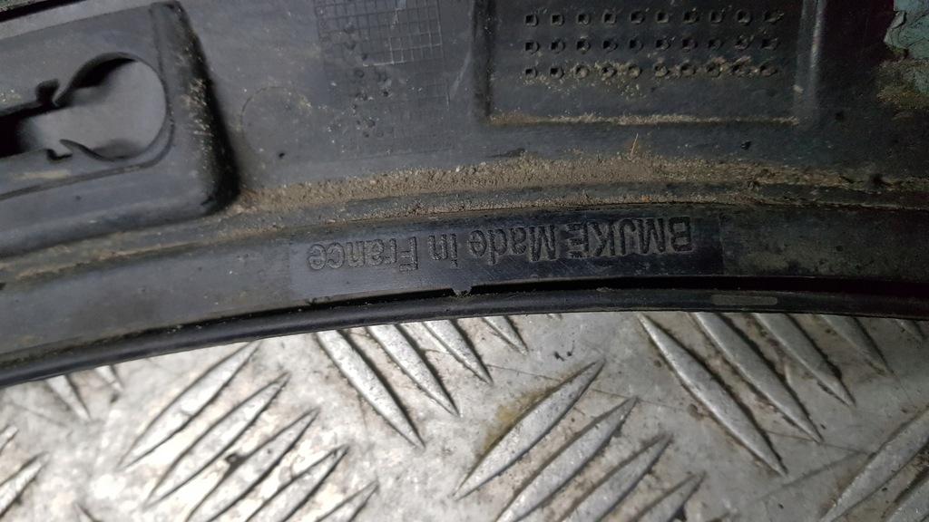 фото №12, Volvo xc60 ii молдинг крила ліва перед