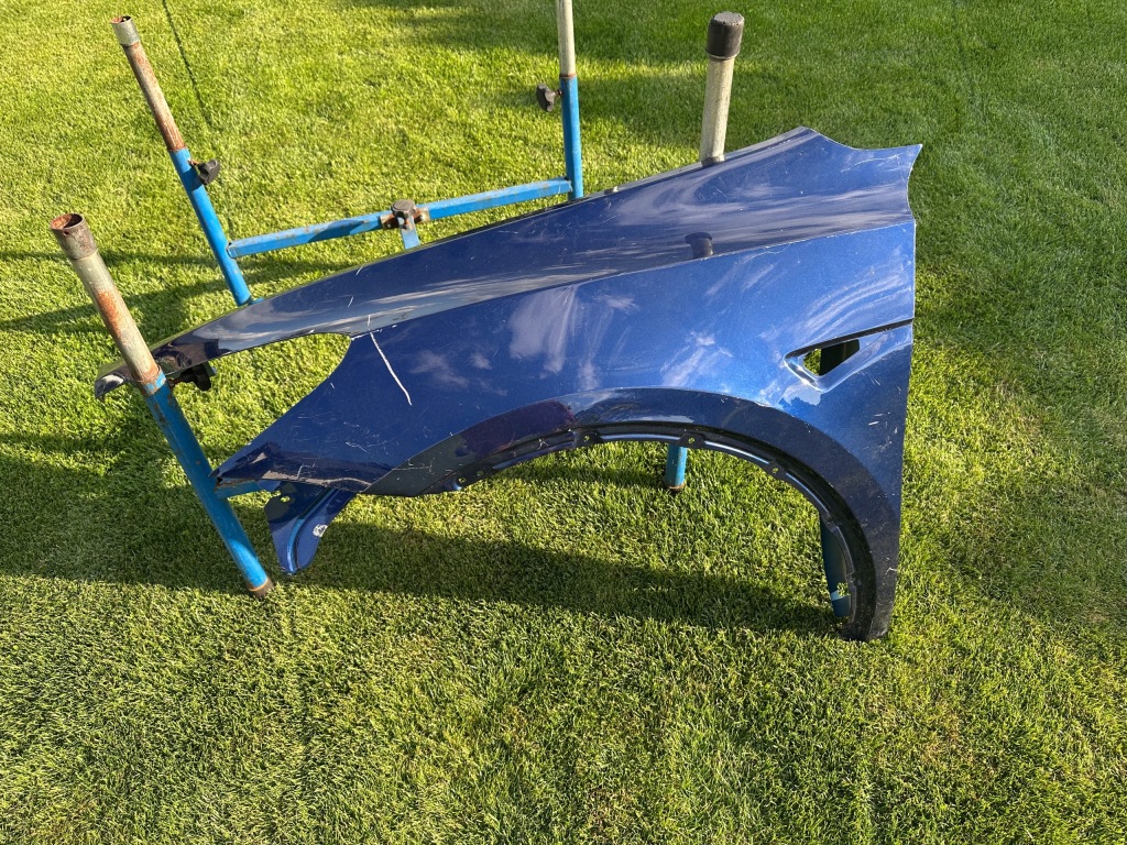 Tesla model y 20- крыло  левое  перед оригинал Недорого