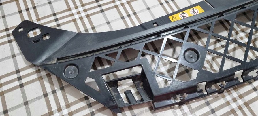 фото №8, Pas верхний кронштейн бампера mercedes a177