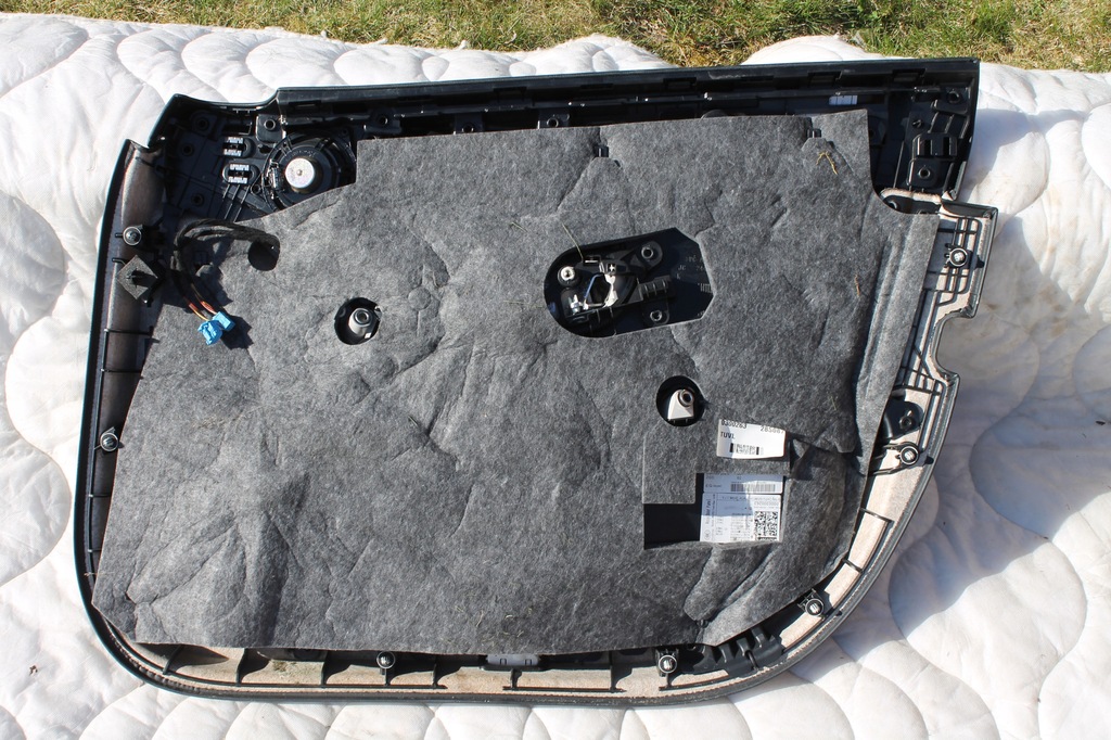 фото №6, Обшивка двері оббивка europa mercedes w205 amg