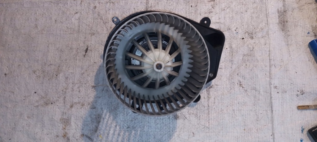 фото №1, Audi a4 b5 вентилятор обдув nissens 87030