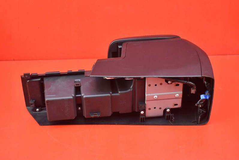 фото №5, Підлокітник шкіряний subaru forester 3 iii 08-13