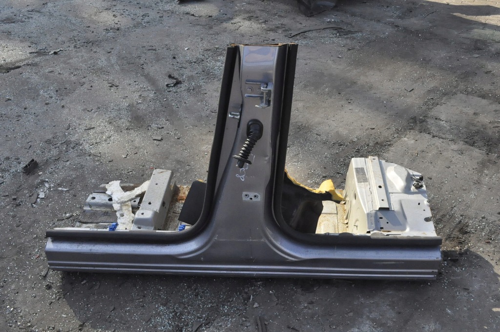 фото №1, Peugeot 5008 ii блок двигателя порог левый