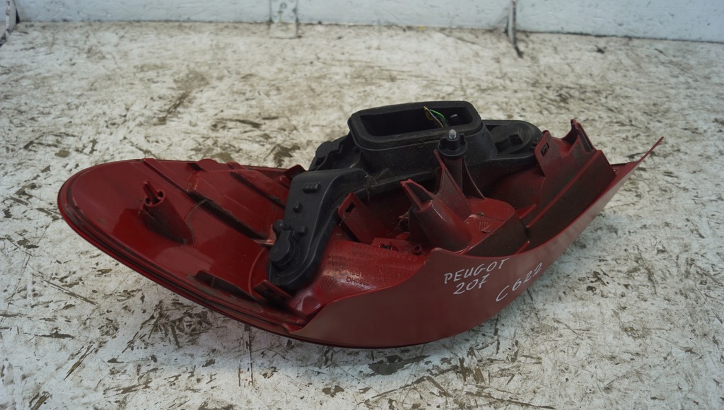 фото №10, Лампа лівий задня peugeot 207 lift hb