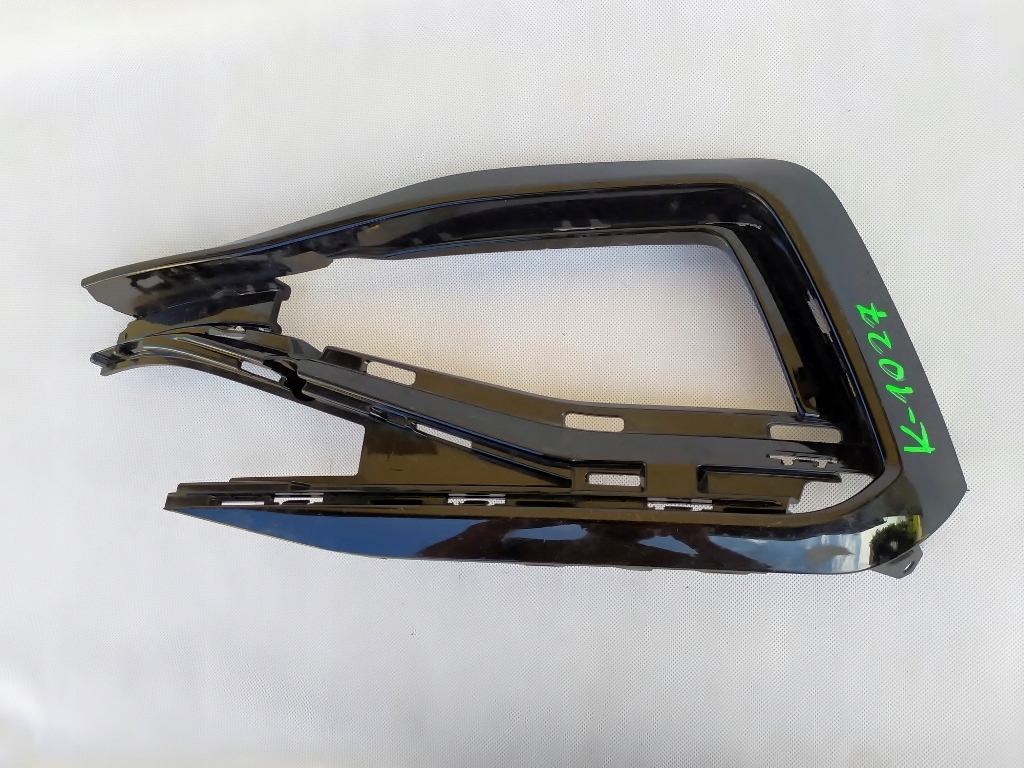 фото №1, Решітка ліва бампера vw passat b8 3g0 r-line