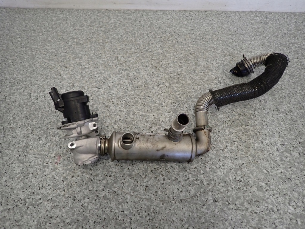 фото №1, Mazda3 mazda 3 bk 1.6 дизель 06-08 клапан egr радиатор выхлопных газов