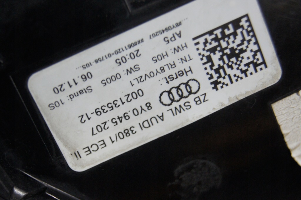 фото №11, Лампа левый задняя matrix audi a3 s3 8y 8y0945207