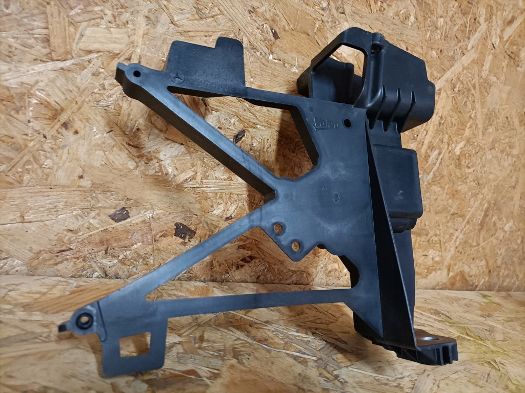 фото №8, Mercedes glc x253 кронштейн кронштейн поперечина правый перед a2536202001