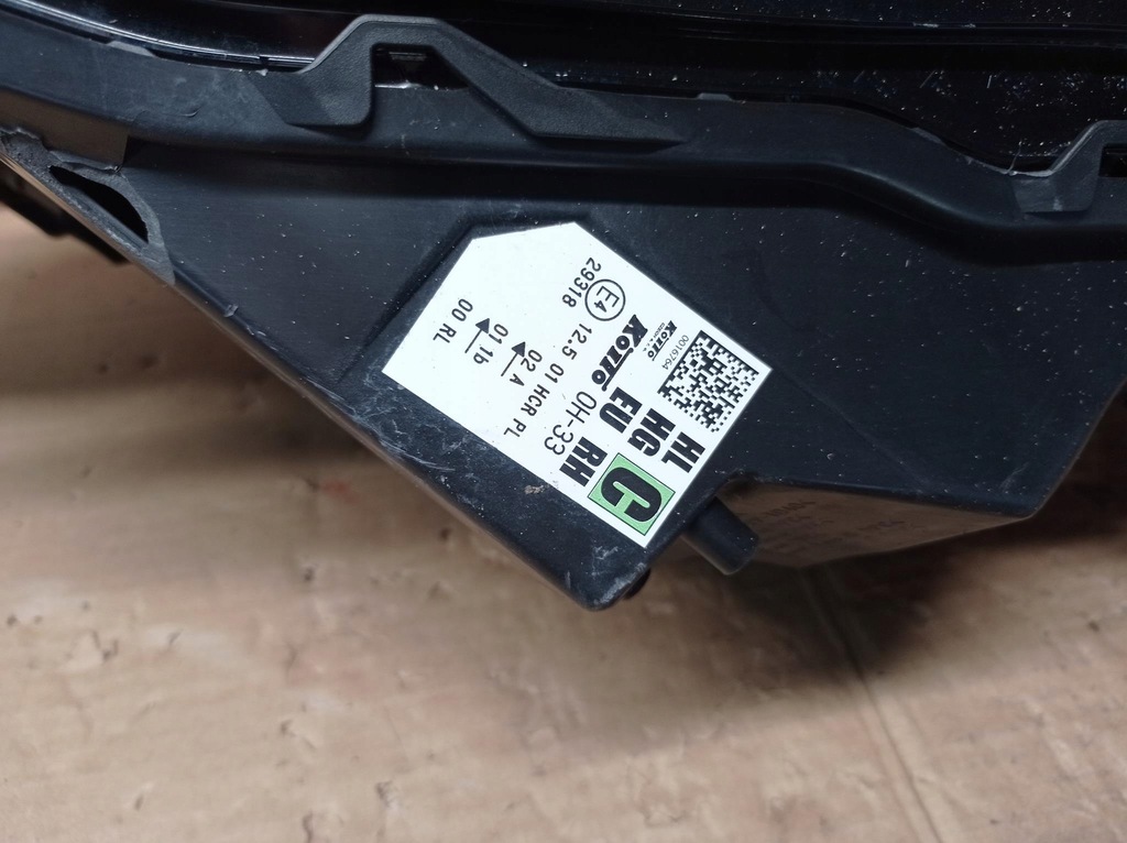 фото №7, Лампа фара правый toyota aygo x europa