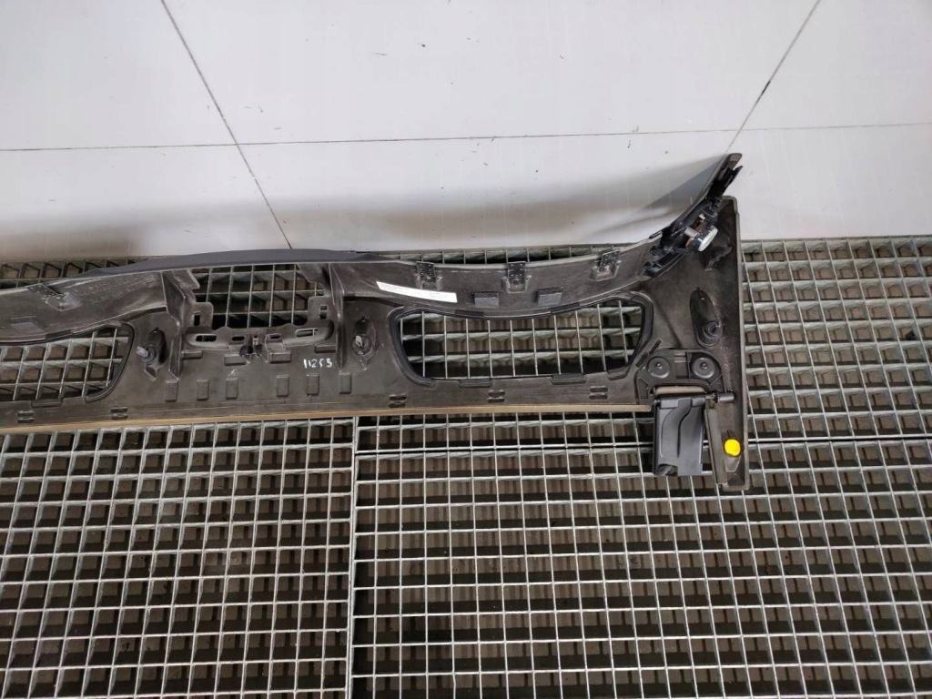 фото №6, Корпус задняя задняя подголовник mercedes slk r172 w172