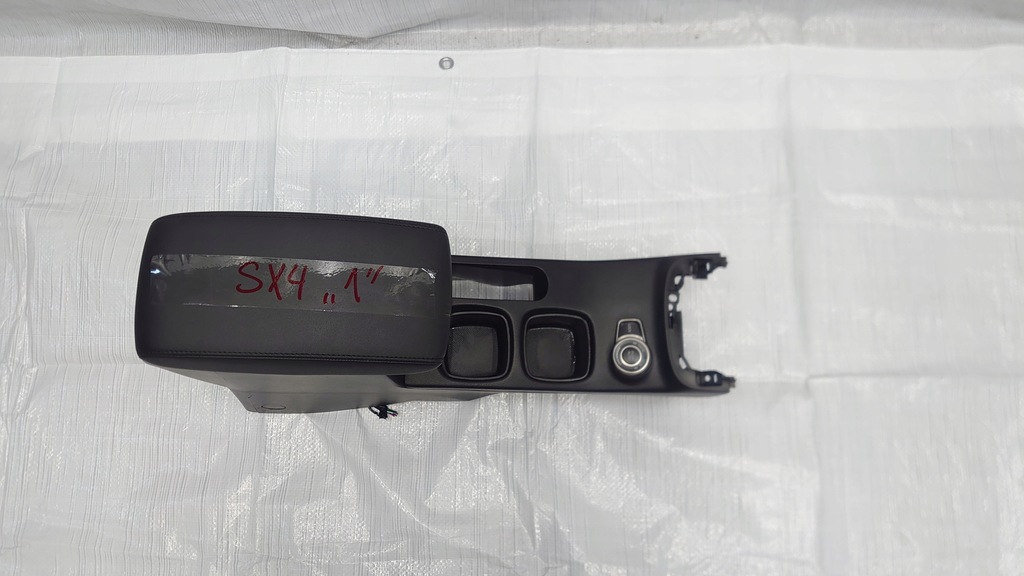 фото №1, Suzuki sx4 s cross подлокотник