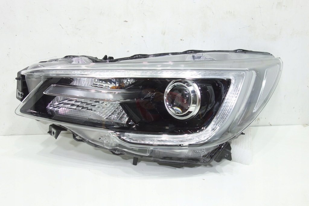 фото №1, Лампа левая subaru legacy outback full led 17- eu