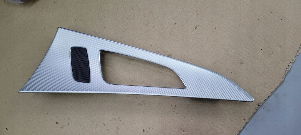 фото №1, A6 c7 4g молдинг захист dekor двері правий задня 4g0867420