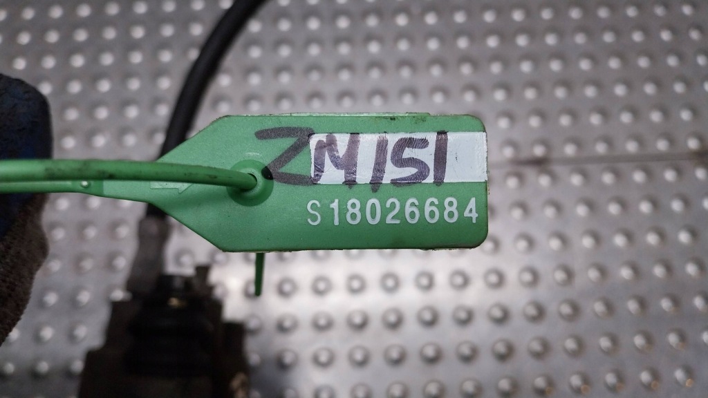 Поворотный кулак ступица суппорт правый задний  mercedes ml w163 3.2 v6 Недорого