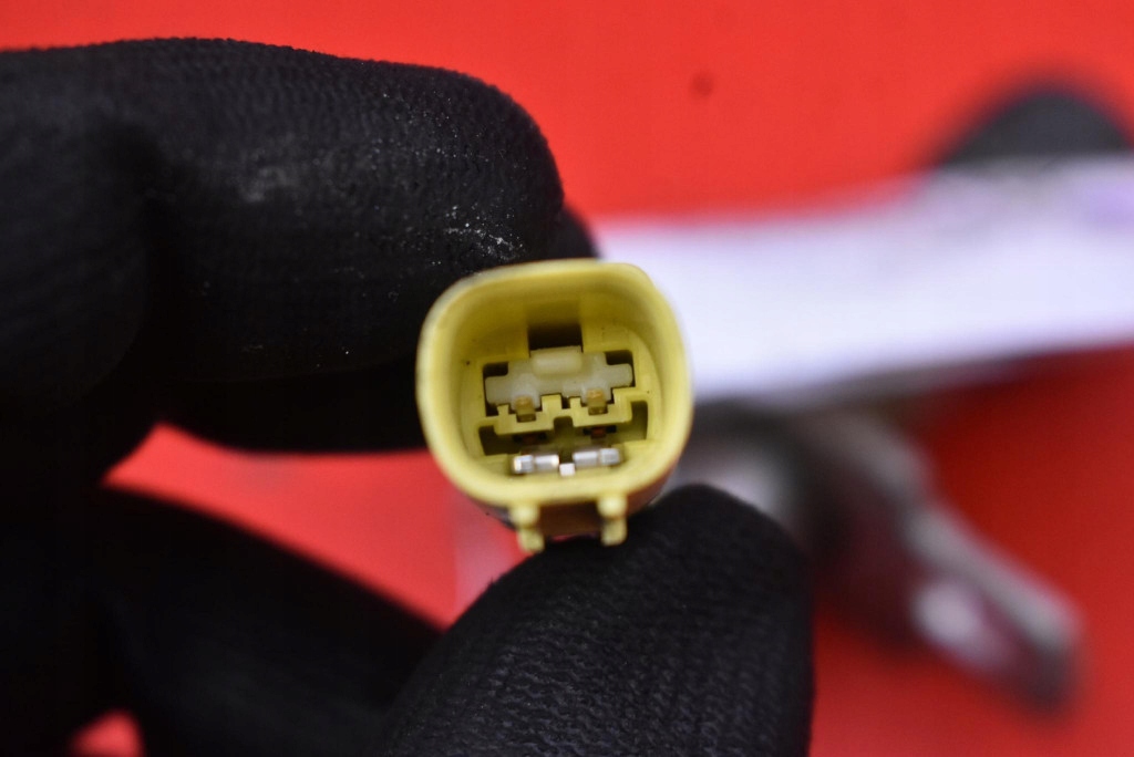 Купити Піропатрон піротехнічний капот правий 1028545-00-b tesla model s 12-20