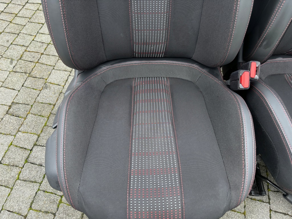 фото №11, Peugeot 308 t9 gt line hb сиденья заднее сиденье обшивки