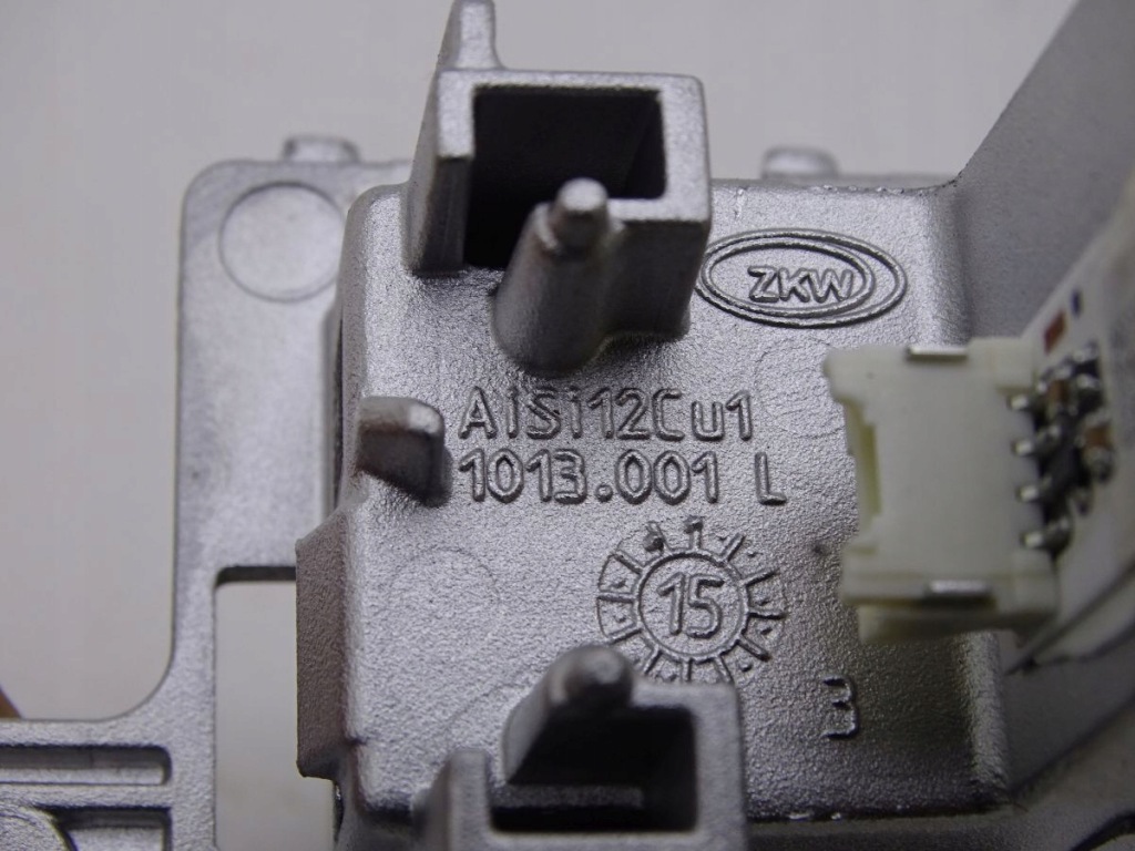 фото №3, Mercedes w176 lift jeż led модуль лампы левый перед