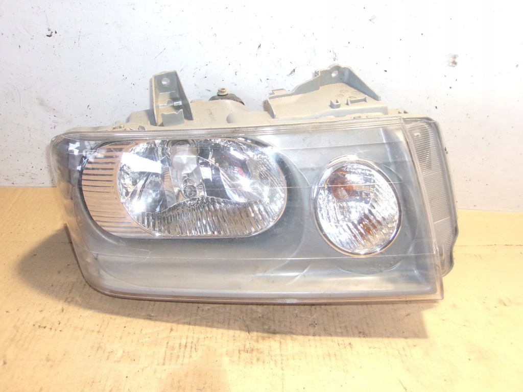 Купить Лампа правый перед citroen jumpy 08-661-1143r