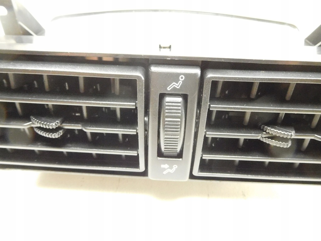 фото №4, Решётка вентиляционная renault espace 2.2 6025100421