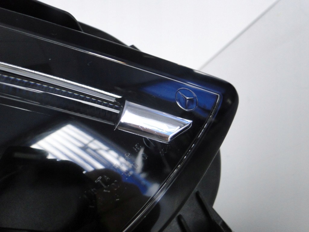 фото №10, Mercedes c klasa 205 w205 лампа правая led