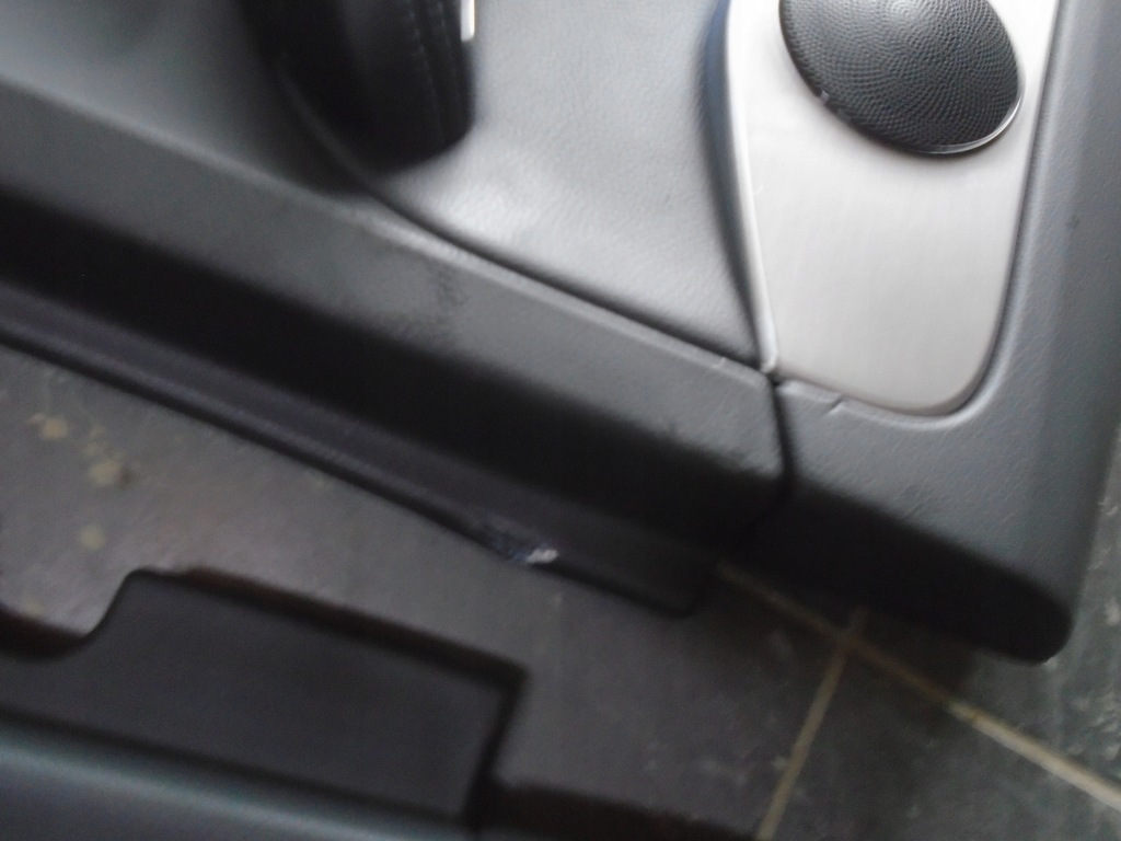 фото №7, Mercedes w205 lift обшивка двері sedan amg uk перед