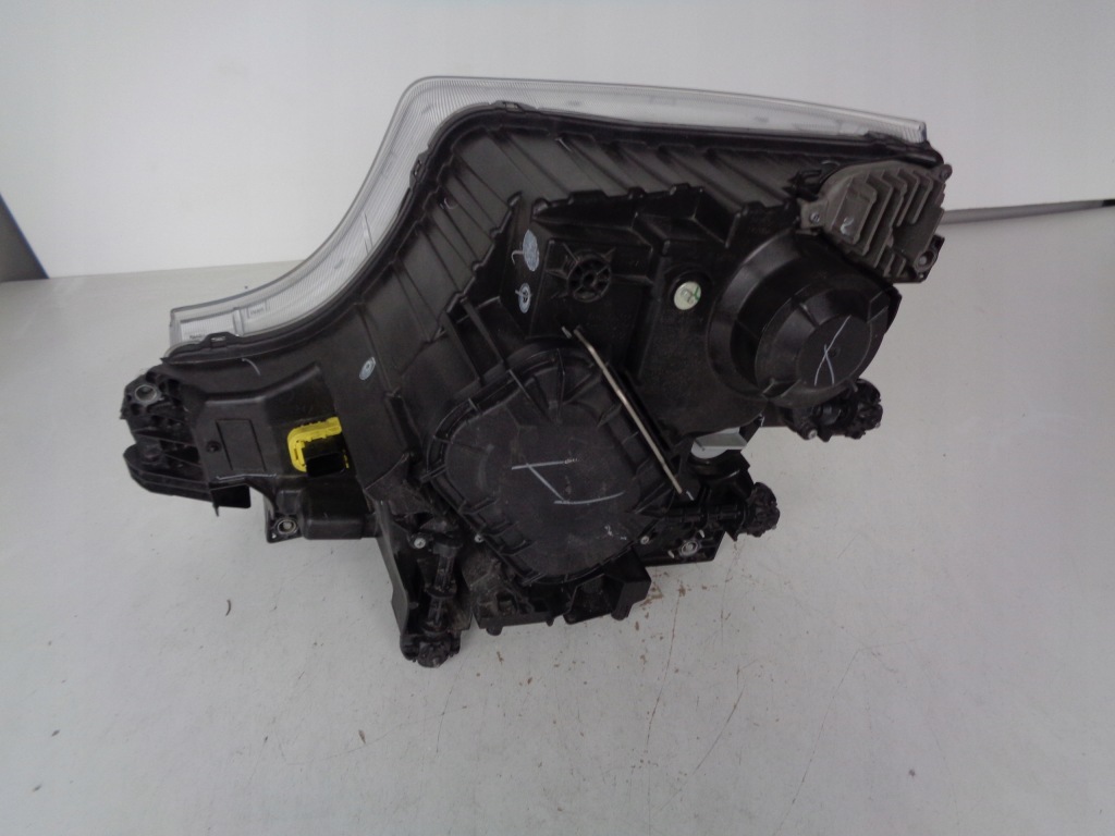 фото №4, Лампа права фара mercedes actros mp4 w960 led