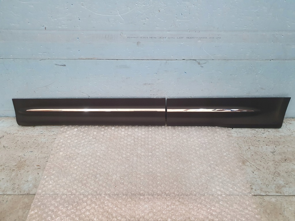 фото №1, Молдинг дверь mercedes eqb glb w247 левая перед