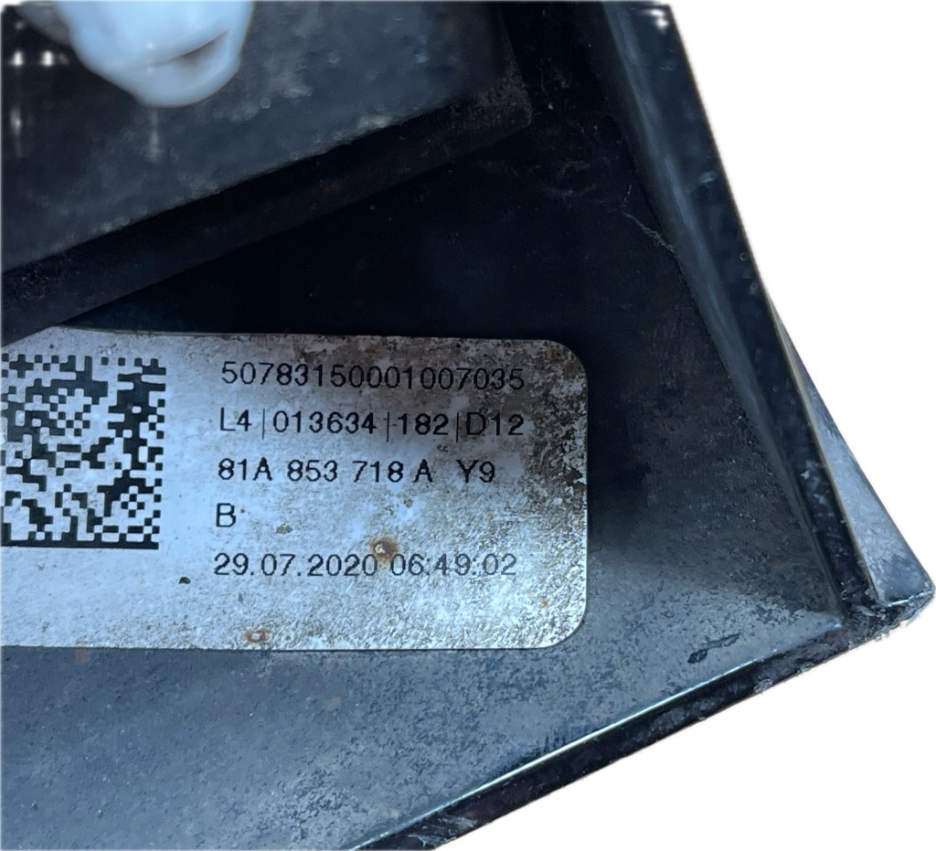 фото №10, B86 audi q2 81a молдинг крила правий перед 81a853718a