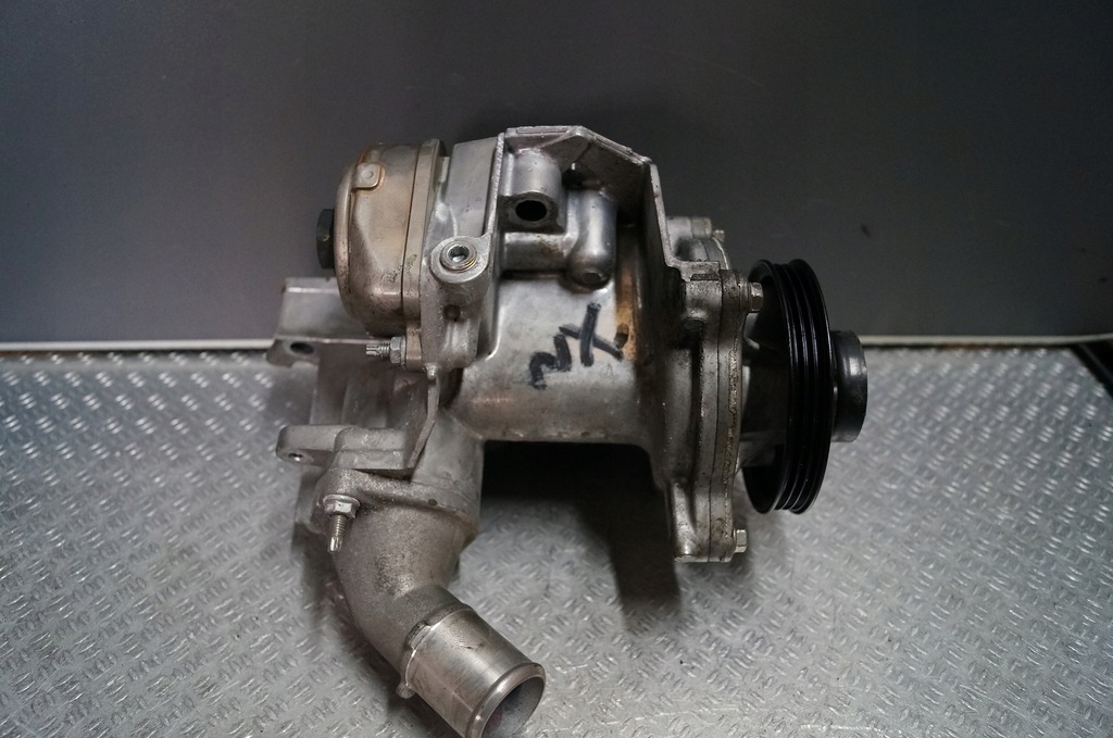 фото №1, Lexus nx 300h 2.5 насос підсилювача wody