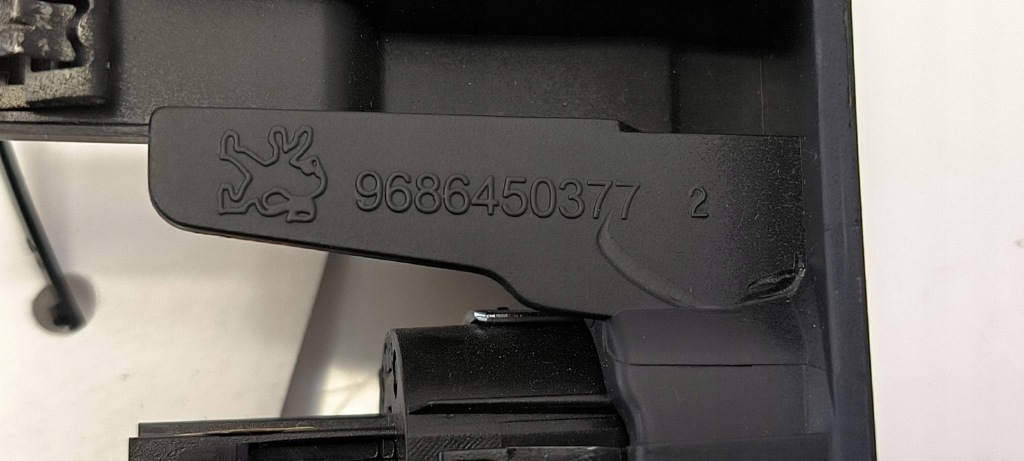 фото №8, Кнопка кнопка старт/стоп 96777946zd00 peugeot 508 rxh