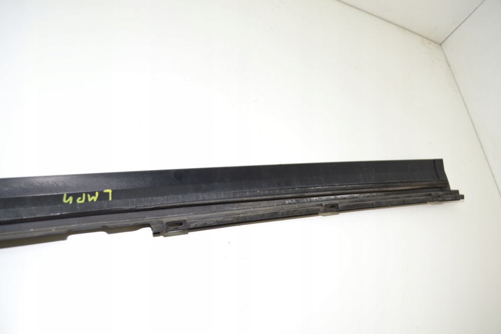 Купить Mercedes actros mp4 молдинг кабины bok левая a9606902201