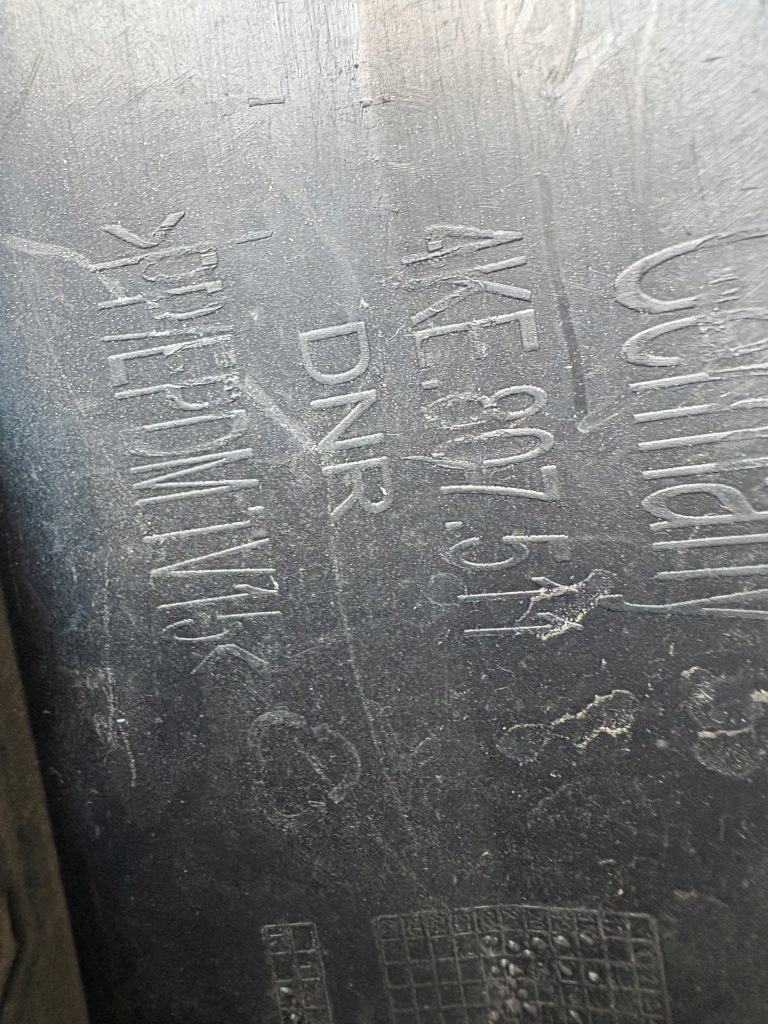 Audi e-tron бампер задний 4ke807511 Оригинал