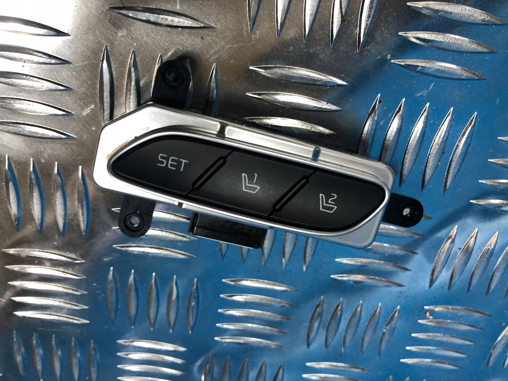 фото №1, Kia stinger панель переключатель памяти сиденье