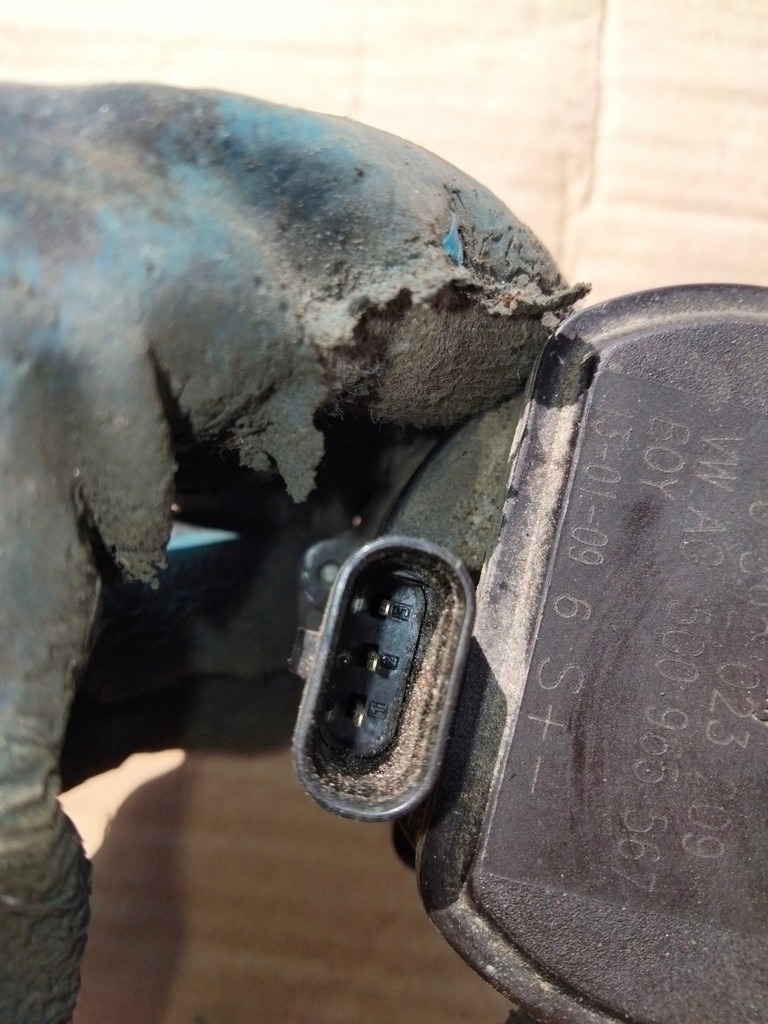 фото №5, Насос wody seat leon iii 1.6 tdi 5g0965567