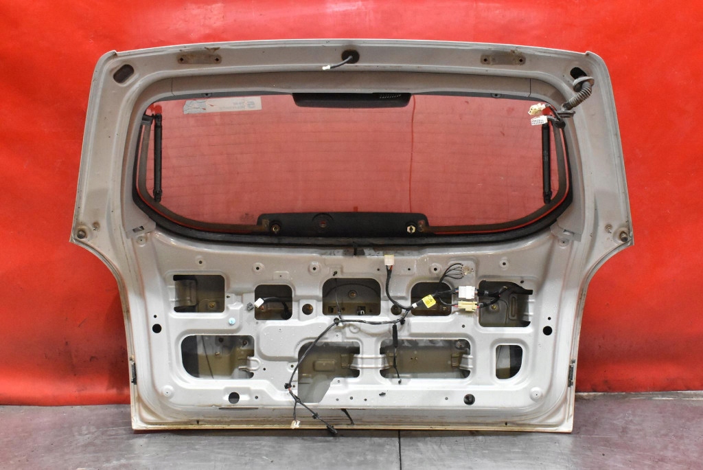 фото №11, Крышка багажника багажника задняя задняя серебристая hyundai tucson 1 i 04-10