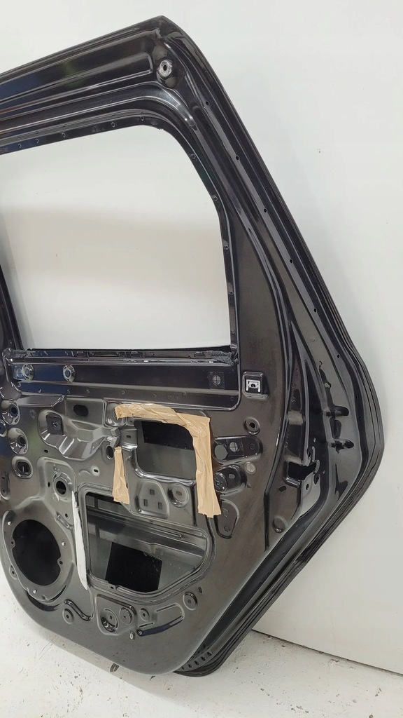 фото №9, Dacia duster ii 2 двері задня задні праве fv