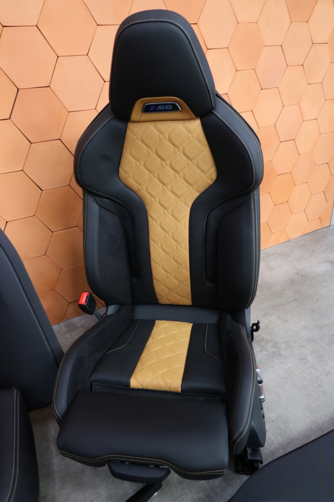 фото №14, Bmw m8 f93 g16 салон сидіння заднє сидіння обшивки вентиляція підігрів midrand beż