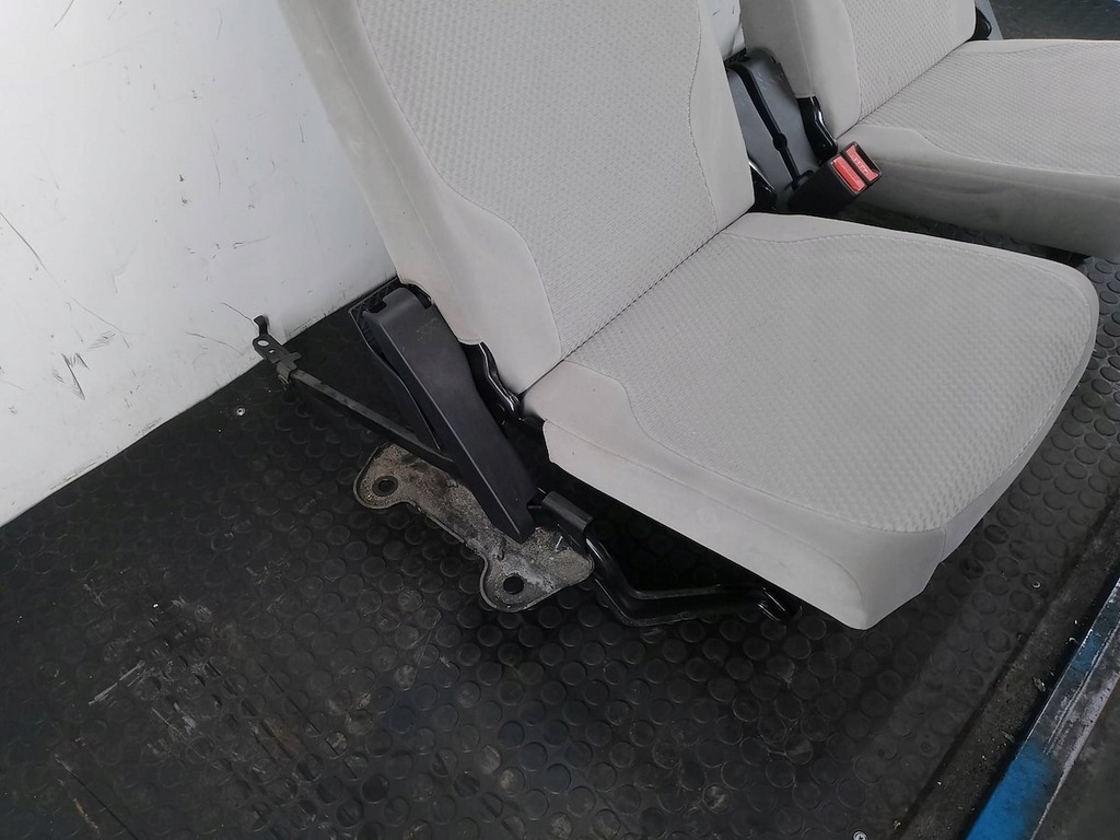 фото №6, Сиденья trzeci ряд citroen c4 grand picasso