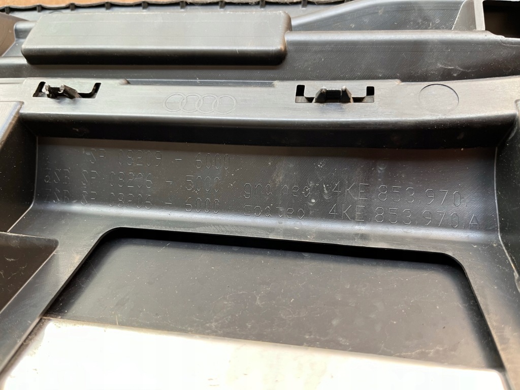 фото №9, Молдинг audi etron правый задняя 4ke853970 audi e-tron молдинг дверь задняя правая