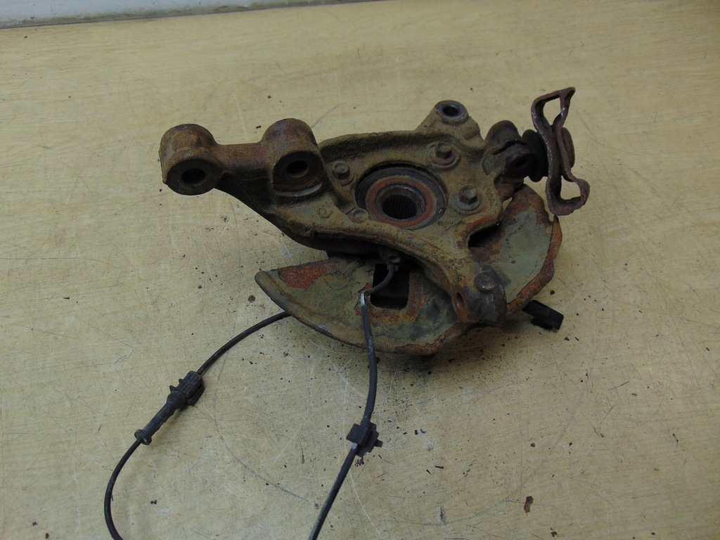 фото №9, Поворотный кулак ступица левая перед mazda 6 gj 2.2 d 2012-