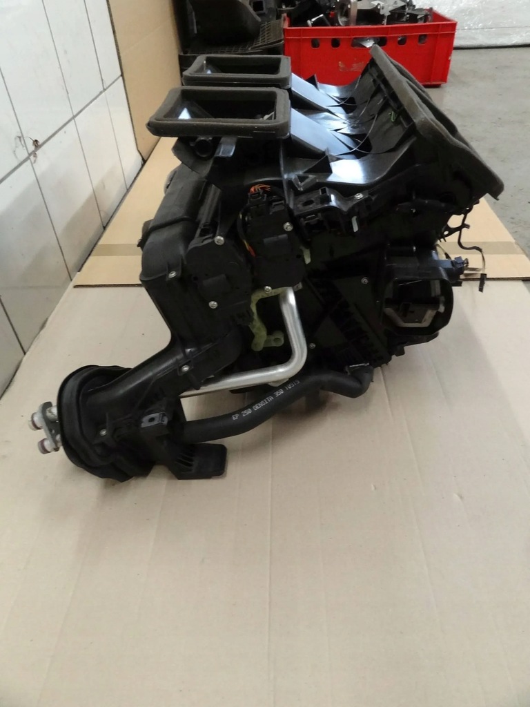 фото №8, Bmw 1 e87 09 lift 2.0b обігрівач комплектна 9181169/983360z